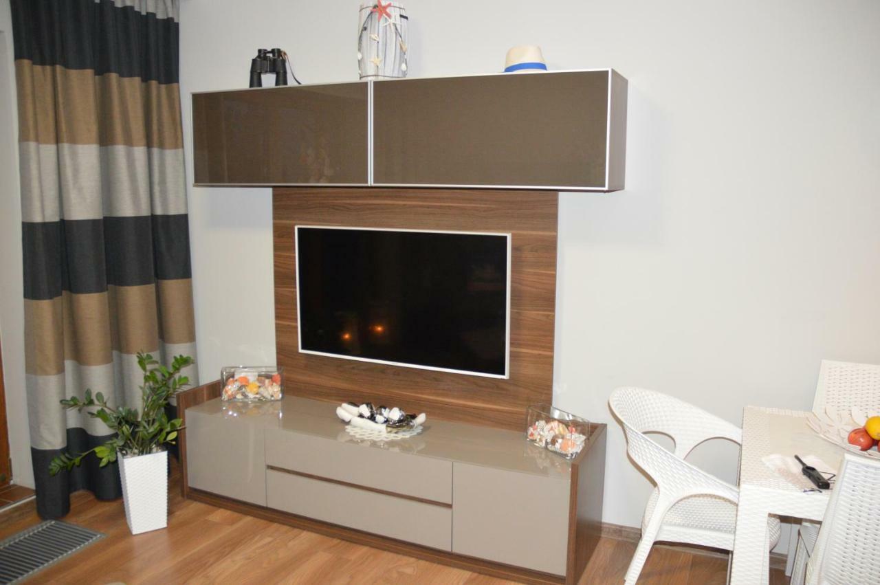 Apartament Z Widokiem Na Morze Дзивновек Экстерьер фото